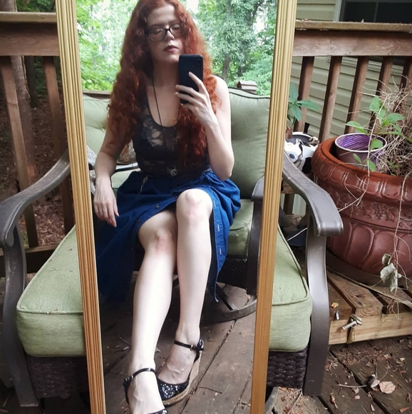 Meet your Posher - Picture 7 of 12